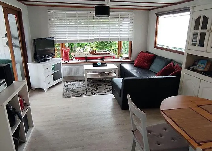 Het Kleine Hemeltje By Interhome * Wervershoof